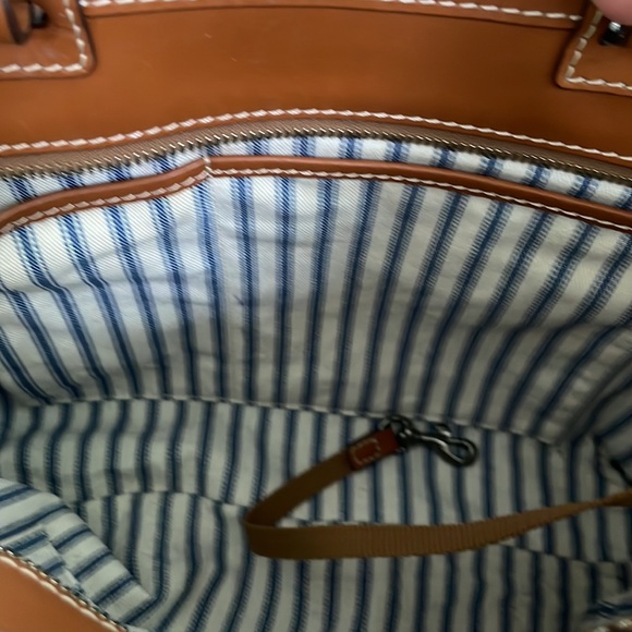 Dooney & Bourke Woven Embossed Leather - Picture 5 of 7